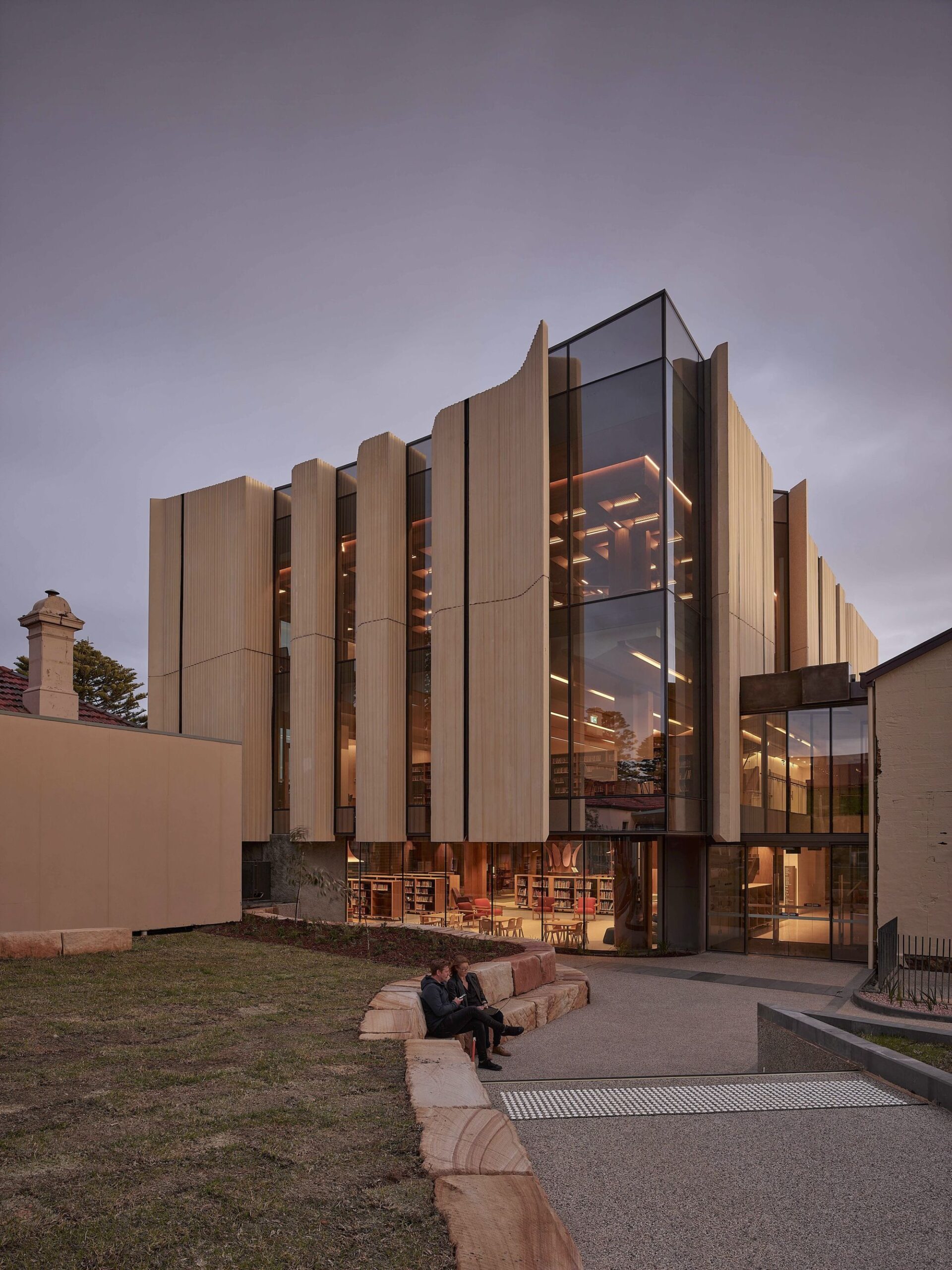 Gallery of Warrnambool Learning and Library Centre / Kosloff Architecture  – 5