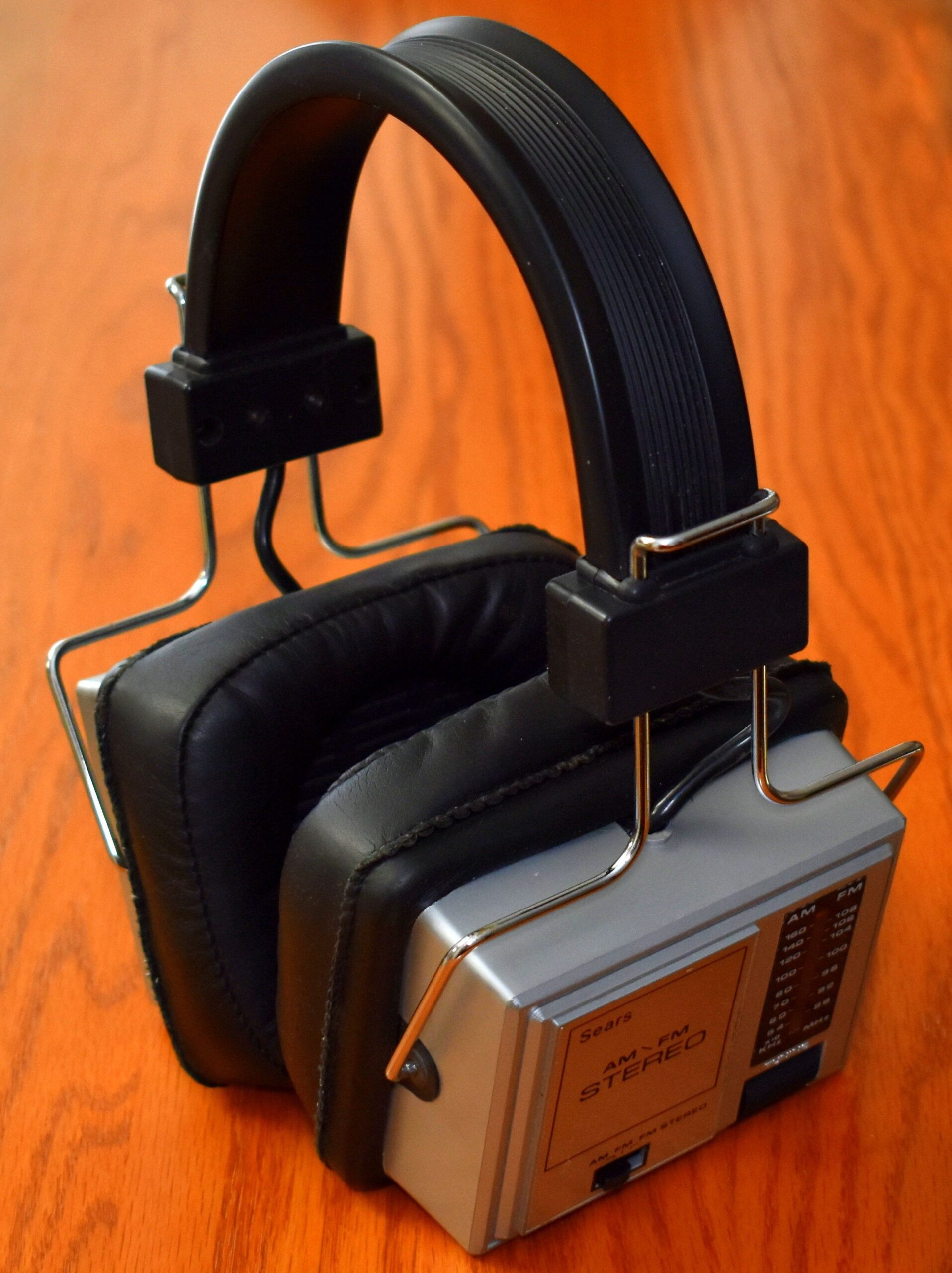 Vintage Sears AM-FM Stereo Headphone Radio, Model 225.22090, Made In Hong Kong, Circa Late 1970s